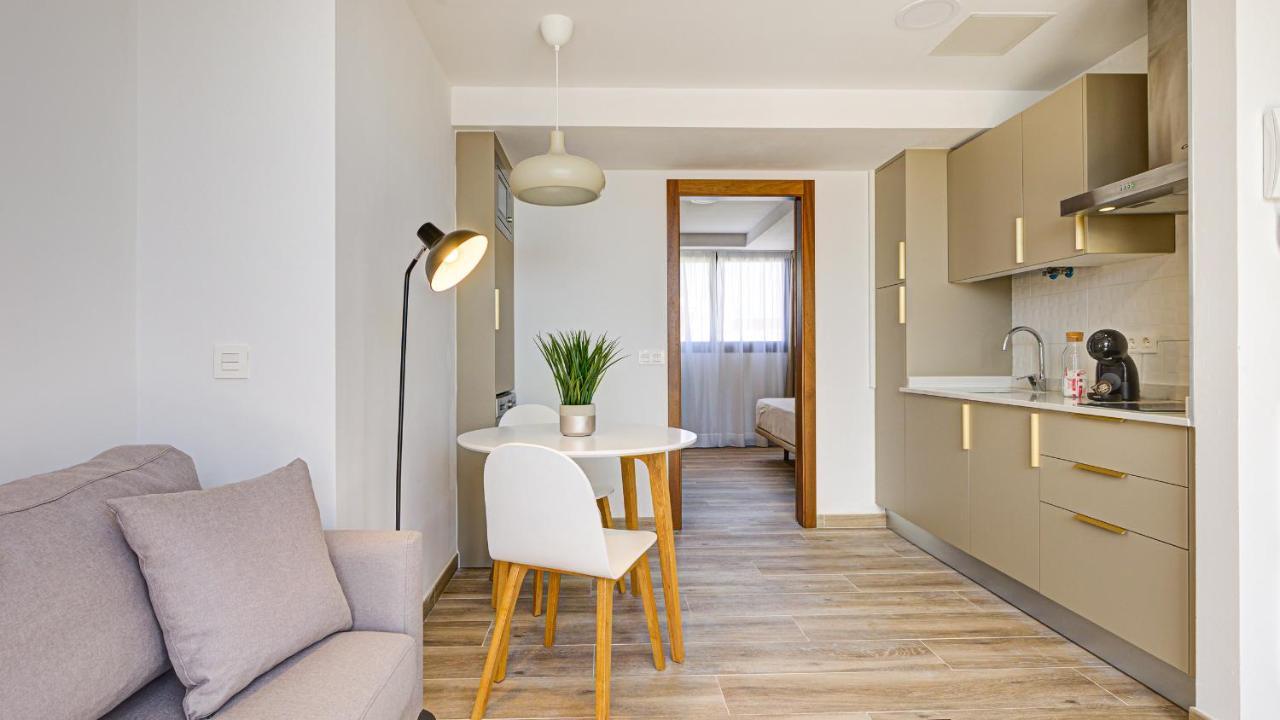 Jable Suites Apartamentos De Lujo En El Centro Corralejo Exterior foto